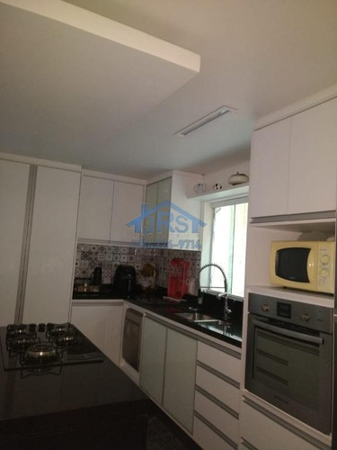 Imagem 8 de 28 de Sobrado Com 3 Dormitórios À Venda, 266 M² Por R$ 800.000,00 - Jardim Dos Camargos - Barueri/sp - So0023
