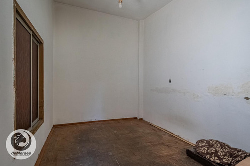Ph En Lomas Del Mirador, 3 Ambientes, 2 Habitaciones, 1 Baño, Patio, Cuarto De Guardado