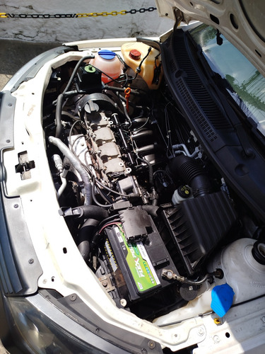 Volkswagen Saveiro 1.6 Trend Cab. Simples Total Flex 2p