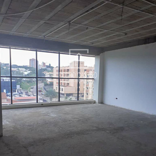 Imagen 10 de 10 de Tu Inmobiliaria Alquila Oficina Obra Gris En Torre Empresarial Camcaroní, Puerto Ordaz #guayana #compraventa #consultorios #alquilatuconsultorio