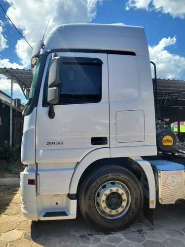 Imagem 5 de 15 de Mercedes 2651