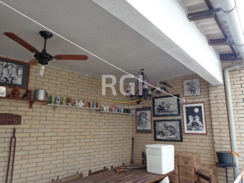 Casa Em Tristeza Com 3 Dormitórios - Vp85267