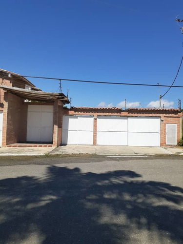 Imagen 15 de 15 de Townhouse En Higuerote Via Carenero
