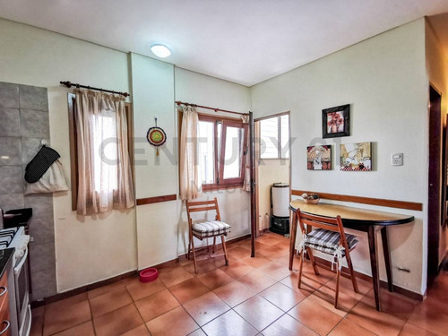 Imagen 5 de 22 de Departamento En Venta De 2 Dormitorios Con Cochera En La Plata, Centro