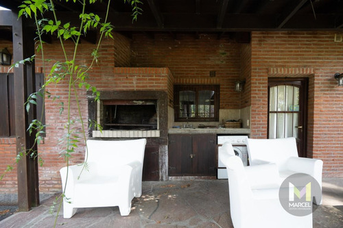 Imagen 14 de 17 de Chalet En Venta - 6 Ambientes - Pinamar