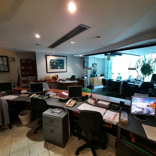 Imagen 8 de 11 de Oficina En Alquiler Y Venta - El Rosal