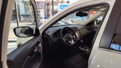 Imagen 15 de 25 de Nissan Xtrail Advance Cvt