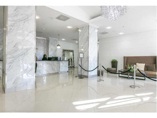 Alquiler Miami Sunny Isles Ocean Reserve Frente Al Mar ,el Precio Incluye Cochera Cerrada Y Equipamiento Para Playa