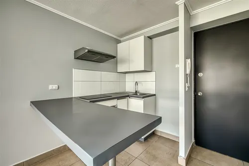 Departamento Av Independencia. Piso 4. Vista Oriente