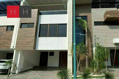Imagen 2 de 22 de Casa En Renta En La Cima