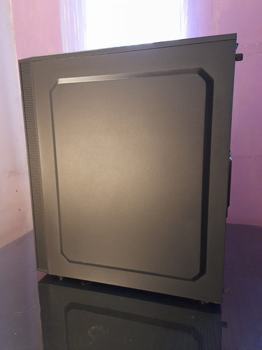 Gabinete Gamer Kolink Inspire K8 Argb + Fuente. Leer Descrip Negro (Usado)
