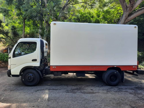 Imagen 7 de 15 de Toyota Camion Dyna Cava Refrigerada