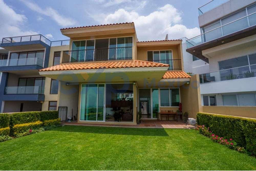 House For Sale With Spectacular View In Vilapunta, Lomas De Bellavista, Atizapan