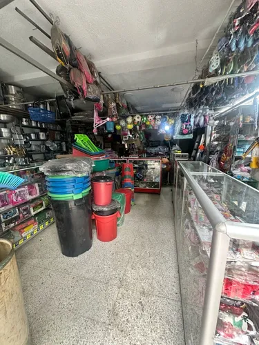 Casa En Venta!! Esquinera Con Local, Excelente Ubicación