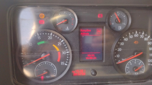 Imagem 11 de 15 de Caminhão Truck 6x2 Vw 24.280 Na Carroceria Sider 2019