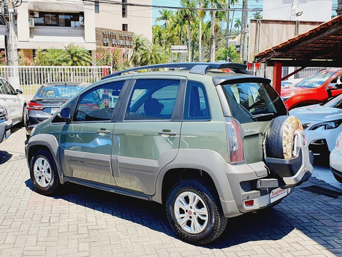 Imagem 5 de 12 de Fiat Idea Adventure Locker 1.8 Flex 2014