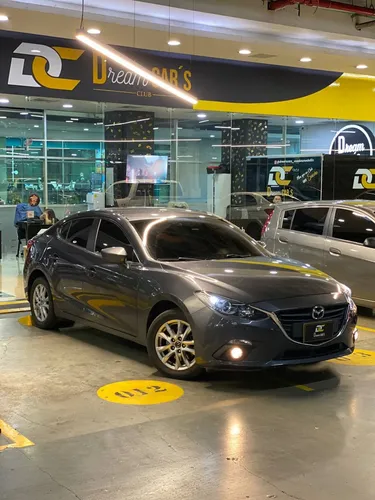 Mazda 3 2.0 Touring Mt