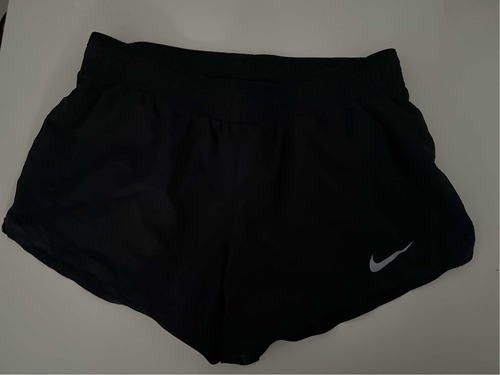 Short Nike T. S