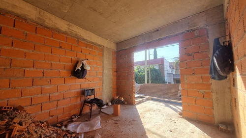 Venta Departamento 2 Ambientes Balcon Y Parrilla