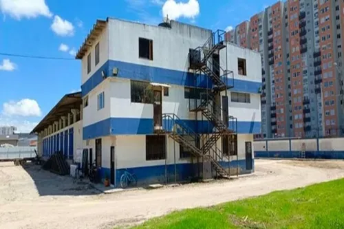 Bodega Muelle De Carga - Calle 13