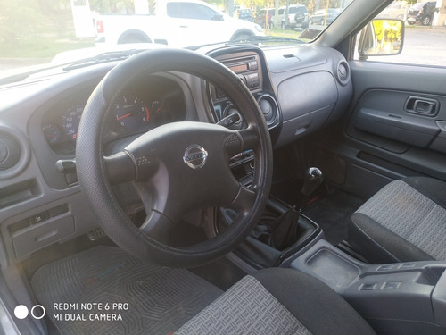 Nissan Np300 2.5 Cabina Doble 133cv 4x2 2012