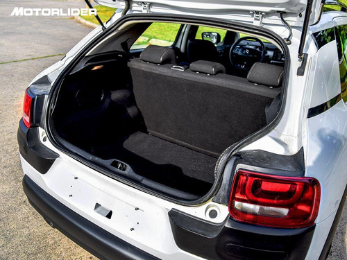 Imagen 16 de 25 de Citroën C4 Cactus 1.2 Feel Plus Ext Full| Permuta / Financia