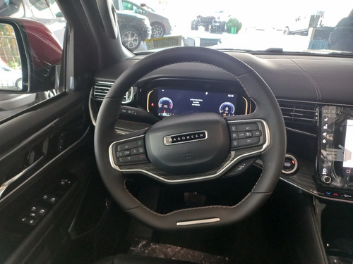 Imagen 13 de 15 de Jeep Wagoneer Series Iii Etorque Mild Hybrid 4x4 2022