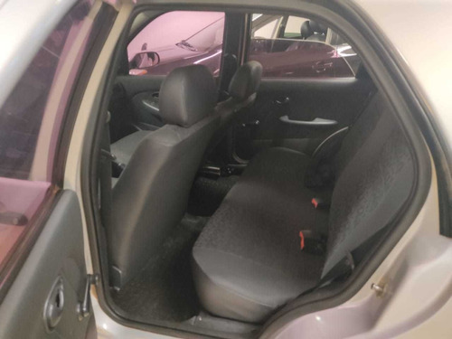 Fiat Palio 1.0 Flex 4p