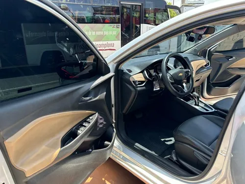 Chevrolet Onix PREMIER HB 1.0 AT