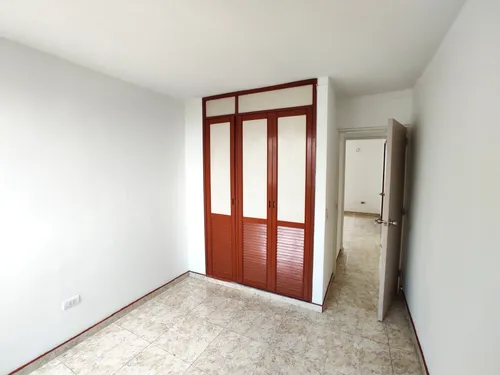 Apartamento En Arriendo En El Limonar. Cod A16993