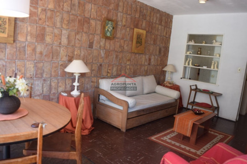 Apartamento En Península - Ref: 2736