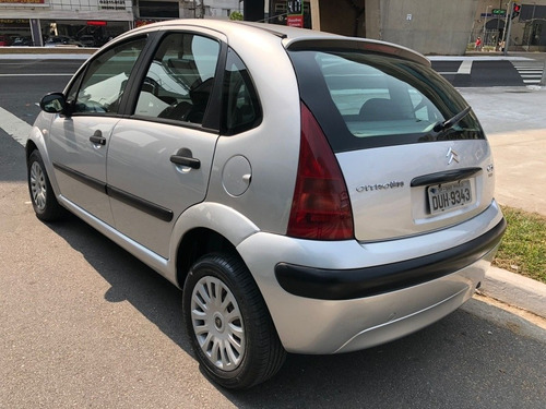 Imagem 3 de 11 de Citroën C3 2006 1.4 8v Glx Flex 5p