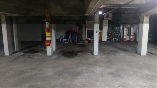 Imagen 1 de 5 de Venta De 3 Garaje Pocitos - Ideal Renta Cw173976