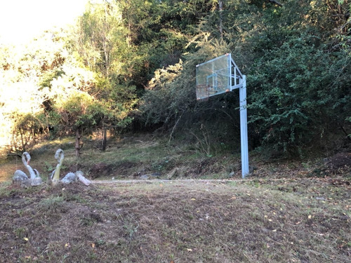 Imagen 7 de 23 de Cabana, Unquillo, Casa Con Pileta, Cancha De Basquet, 1 Hectárea De Terreno