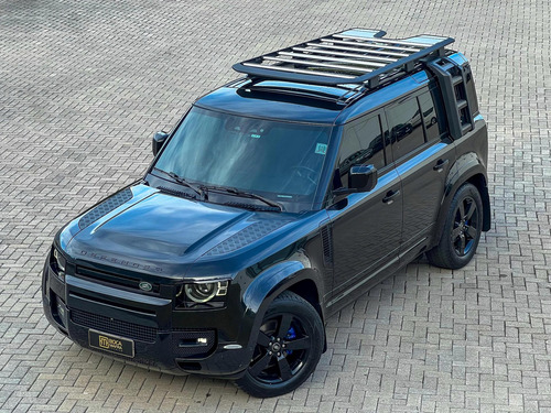 Land Rover Defender 110 HSE 2.0 Turbo 7L