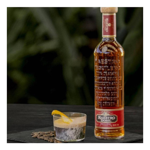 Pack De 4 Tequila Maestro Dobel Añejo 700 Ml
