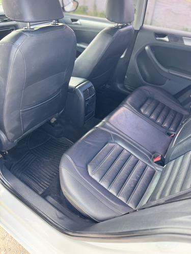 Volkswagen Vento 2.0 Sportline Tsi 200cv Bi-xenon