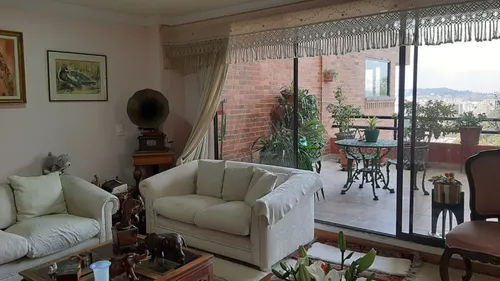 Apartamento En Venta En Bosque De Pinos. Cod V12654