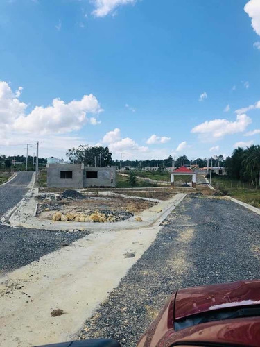 Imagen 2 de 14 de Ventas De Solares, Casas Y Apartamentos.
