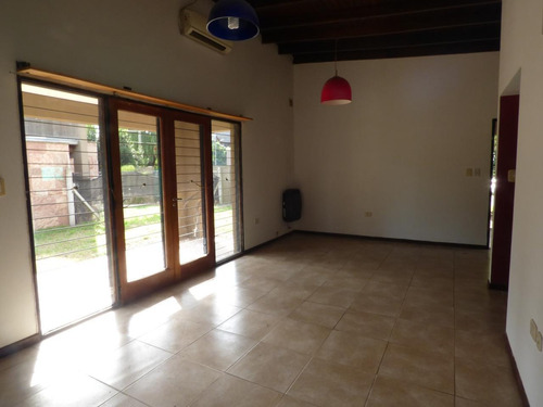 Imagen 14 de 24 de Casa En Venta En City Bell Calle 467 Esq 30 - Dacal Bienes Raices