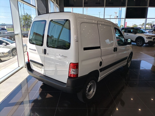 Imagen 14 de 19 de Citroën Berlingo 1.6 Hdi 92 Business - Avec Citroën