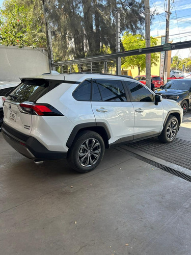 Toyota Rav4 L4 2.5l Hybrid 2023