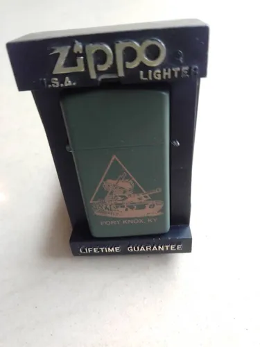Encendedor Zippo Pequeño (Usado)