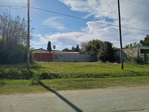 Imagen 5 de 9 de Nivoli Y Rio Gallegos - Excelentes Terrenos En Esquina