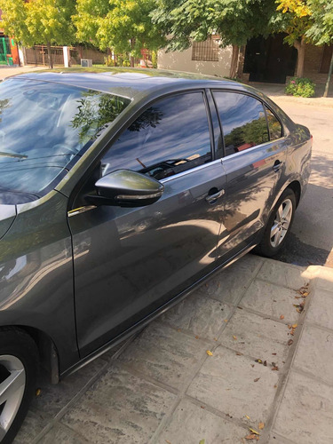 Imagen 5 de 13 de Volkswagen Vento 2015 2.5 Advance Plus 170cv