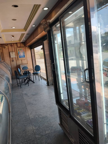 Se Vende Panadería En Los Guayos Socc