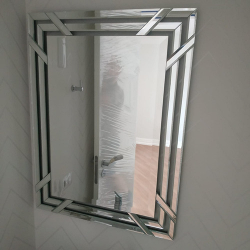 Imagem 1 de 1 de Espelho Veneziano 80cm X 60cm Lavabo Ou Banheiro Luxo