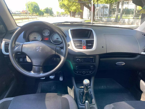 Peugeot 207 1.6 Xt