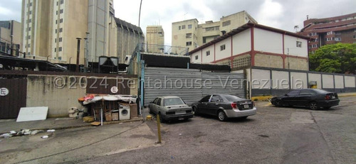 Terreno En Venta En Plaza Venezuela Caracas A Pie De Calle Alto Transito Angela Tochon