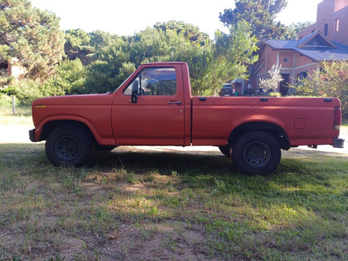 Ford F-100 3.6 Std